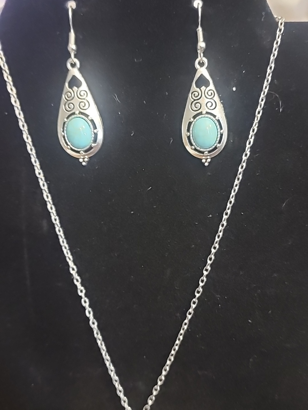 1 Set Vintage Style antiqued Silver Jewerly Set WithTuquoise Inlay A symmetrical